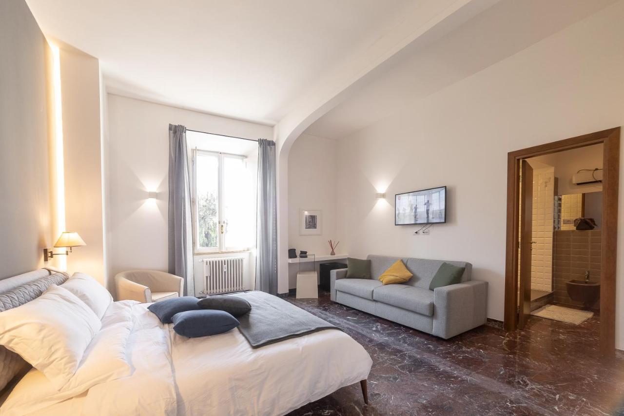 Lombardia40 Luxury Suites Рим Экстерьер фото