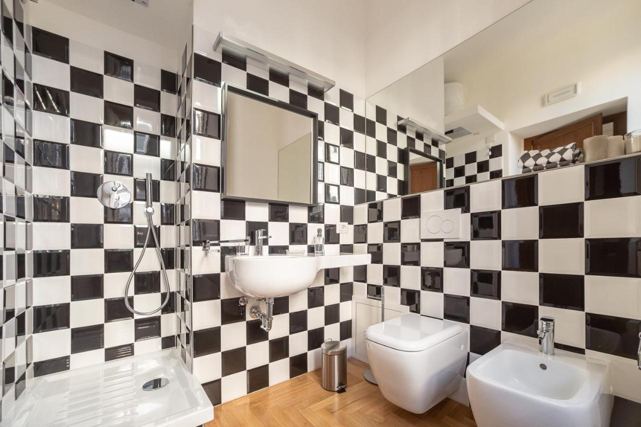 Lombardia40 Luxury Suites Рим Экстерьер фото